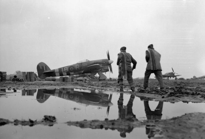 By Royal Air Force official photographer : Saidman - This photograph CL 1598 comes from the collections of the Imperial War Museums., Public Domain, https://commons.wikimedia.org/w/index.php?curid=22184721